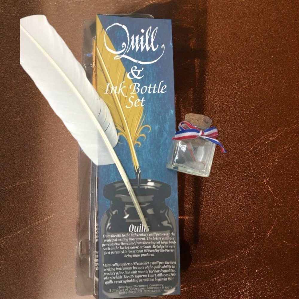 White Feather Party Favors Quill Set